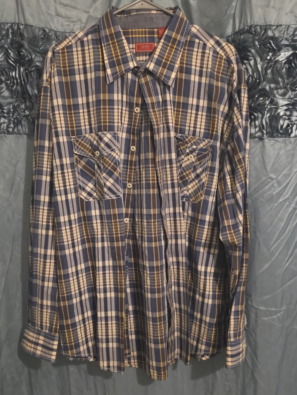 Izod Men's Navy and Cream Plaid Button-Down Shirt